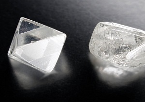 【山形】世界で一番美しいダイヤモンド「ラザールダイヤモンド」の婚約指輪の魅力とは？